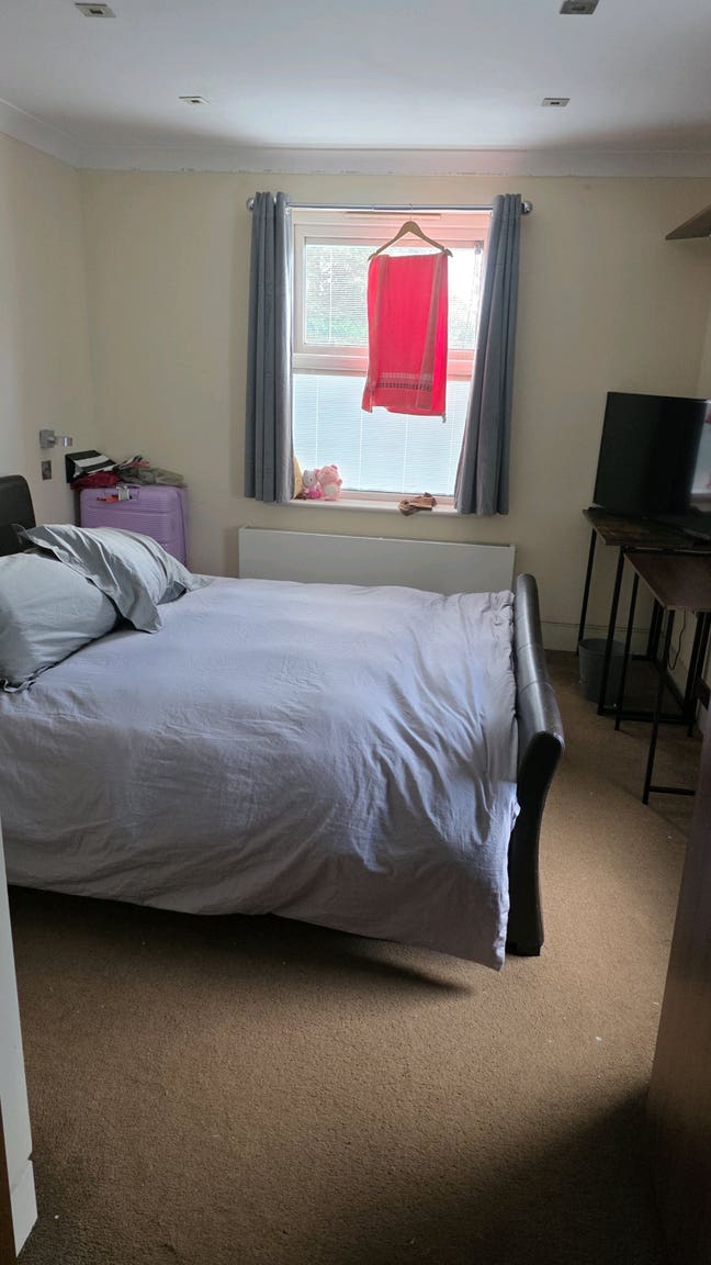 2  Double Rooms 1 Ensuite Main Photo