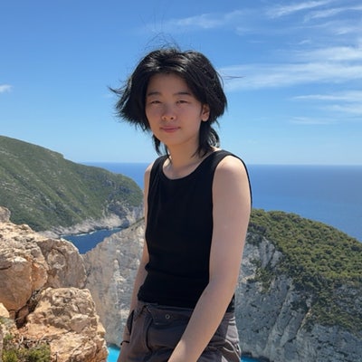 Female graduate seeking room Main Photo