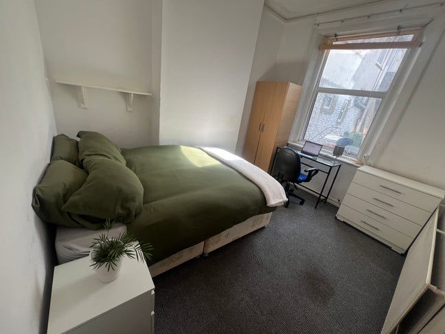 Double | No Deposit | Bills Inc | Royal Sussex Main Photo