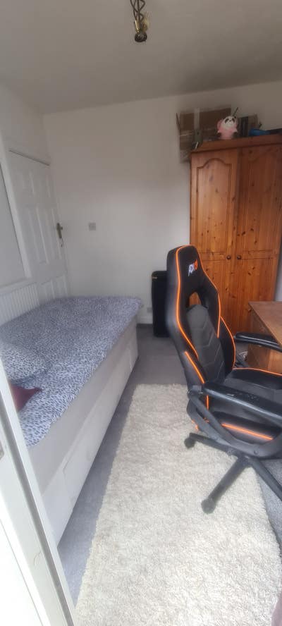 Single room/garden view in Fareham Main Photo
