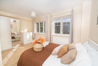 🛁 En-Suite Double Room | Great Value | Forest Hil Main Photo