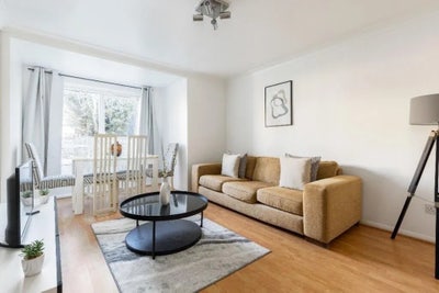 Looking for a Flatmate 🏠 Main Photo