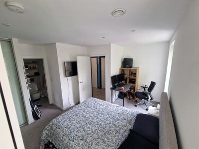 Large Double bed ensuite in Stockwell Main Photo