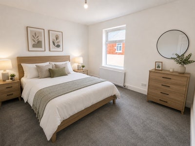 Modern 2 bed house close to Royal Hospital Main Photo