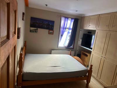 Spacious Room|4 Baths|Garden &Conservatory|UB7 9DA Main Photo