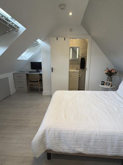 Large Double En-Suite Room | Secured Loft Room Main Photo