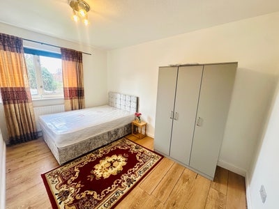 💖Lovely Room in Dagenham+Couple Welcome+Bill Incld Main Photo