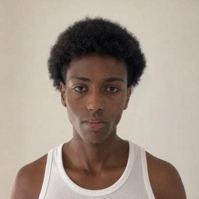 20 year old Male seeks a single or double room Main Photo