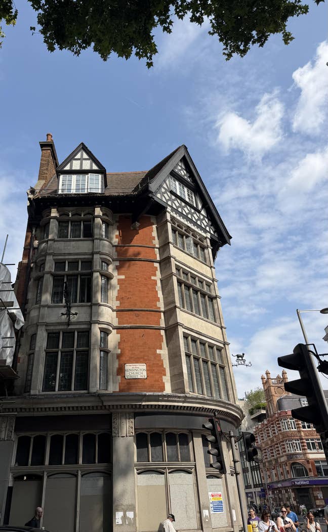 Room to rent on High Street Kensington Main Photo