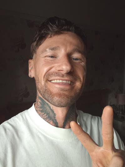 Professional Male seeks a double room Main Photo