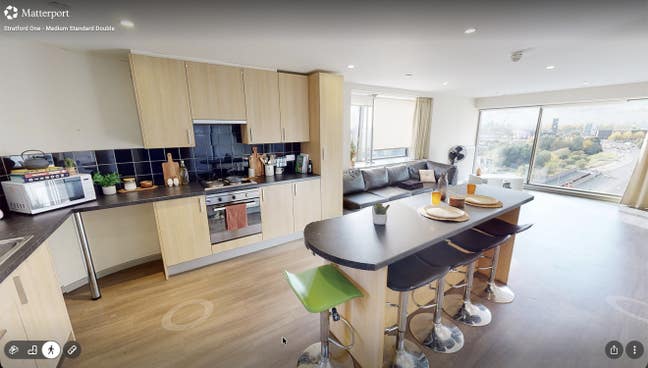 **URGENT** 41-Week Double Bed Ensuite Takeover (~&pound; Main Photo