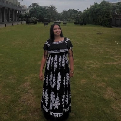 I am a female student aged 24. I am looking f... Main Photo