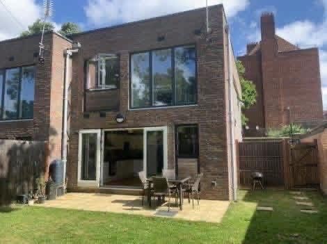 Double room to rent in SW London  Main Photo