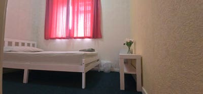Title: Single Room to Let – Stanwell Near Heathrow Main Photo