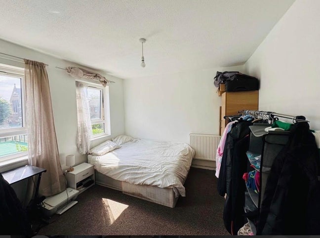 Large Double Room in Central Dalston Main Photo
