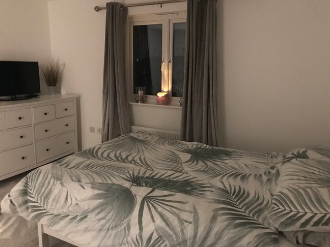 Modern Double room for professional  Main Photo