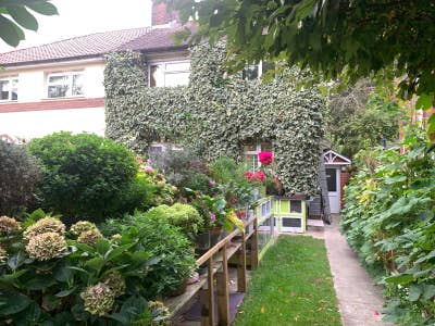 1 en-suite room available in a shared house  Main Photo