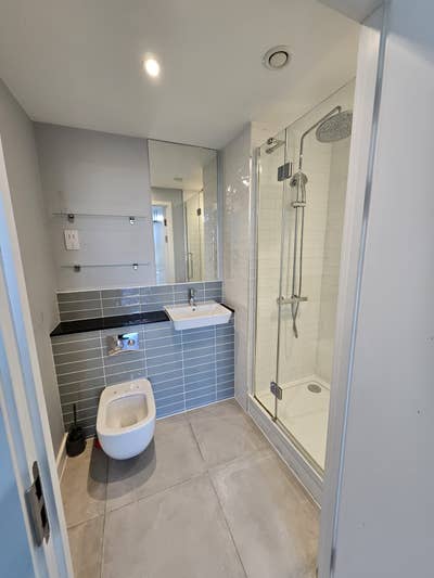 Ensuit Room available for 2 people Main Photo