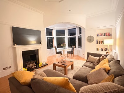 Double Bedroom with En Suite. Lovely, Relaxed Home Main Photo