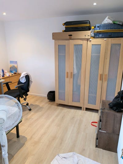 Double room available from 1Nov (5min Victoria lin Main Photo