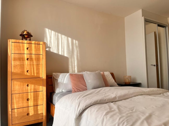 Large double bedroom with own luxurious bathroom Main Photo