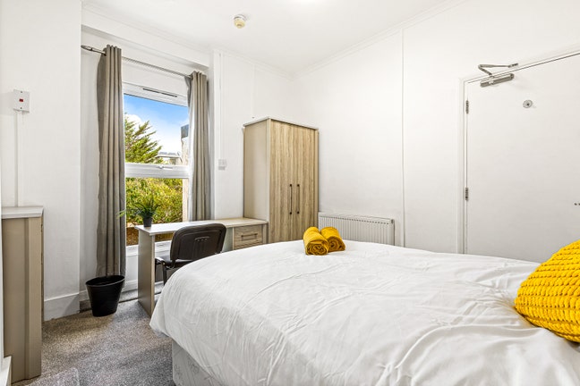 *Stunning New Rooms *– View Today #16Uphol Main Photo