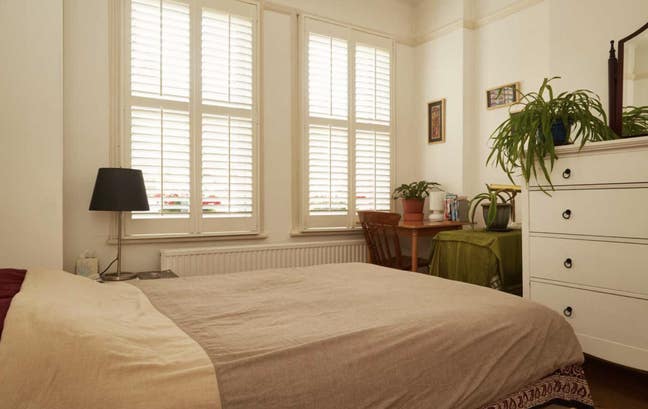 Furnished Room in Comfortable Terraced Home N22 Main Photo