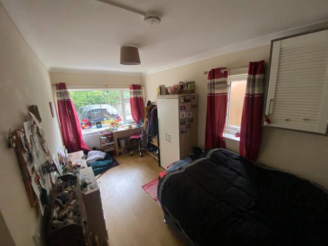 Great House in Great location! Bills Included Main Photo
