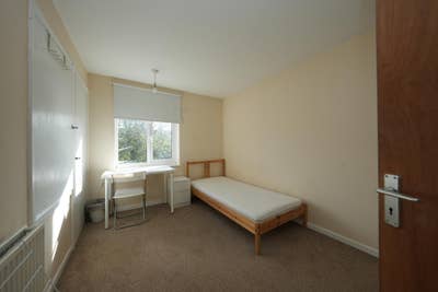 Single room close to BV available in Sept Main Photo