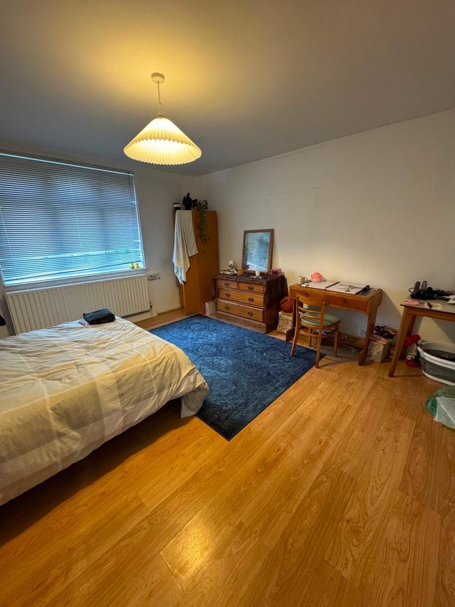 Spacious room in Homerton Main Photo