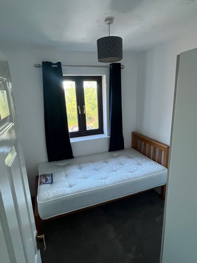 A Single Room or a Double Main Photo