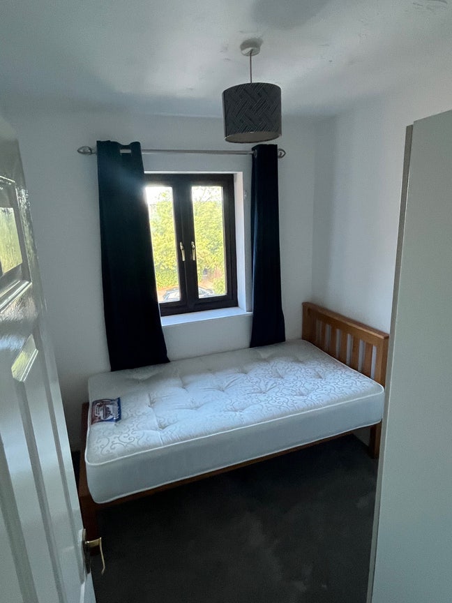 A Single Room or a Double Main Photo