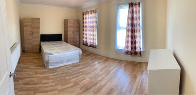 Double room to rent in Stratford Main Photo