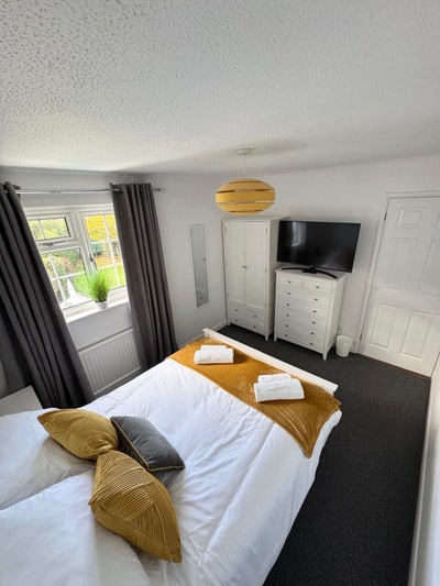 Luxury large double bedroom Main Photo