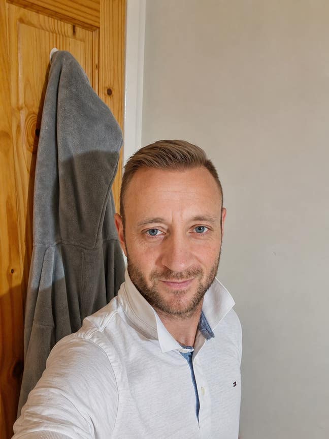 Im currently a professional man looking for a... Main Photo