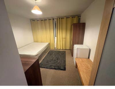 En suite Double room - Fishermead Main Photo