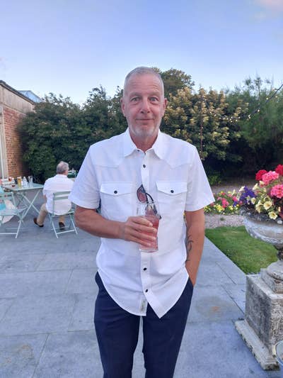 I am a male aged 61 looking for a single or d... Main Photo