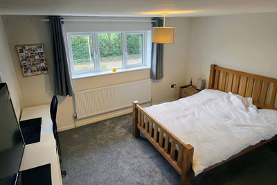 Large Double Bedroom in St Albans Main Photo