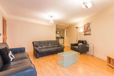 Flat to rent Main Photo