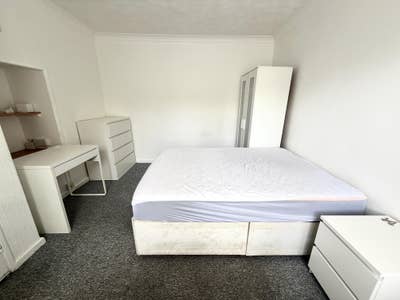 Affordable Rooms Next to Campus Main Photo