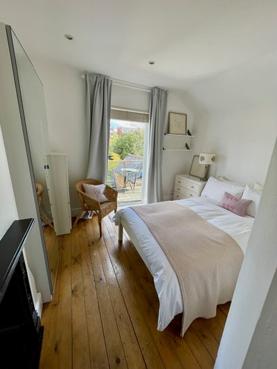 **ALL incl** West Bridgford  *private balcony* Main Photo