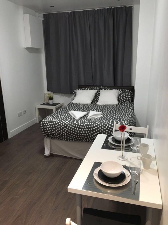 🛏 ✨ Self-Contained Studio to Let in Wembley   Main Photo