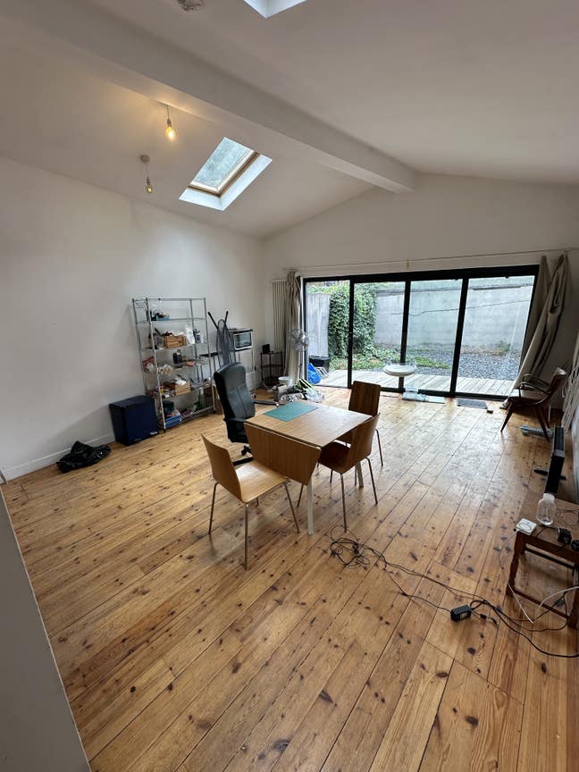 Stunning 3 Bed Renovated Warehouse Conversion E13 Main Photo