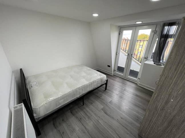 Ensuite Double Room in E5 Homerton Hospital  Main Photo