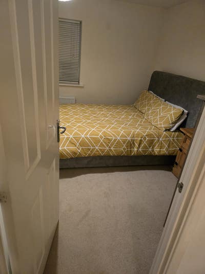 Large furnished double room to rent Main Photo