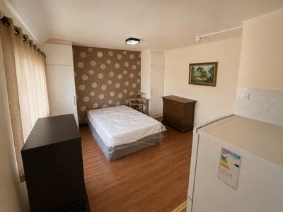 DSS-Studio Flat Available in Feltham Hounslow TW4 Main Photo