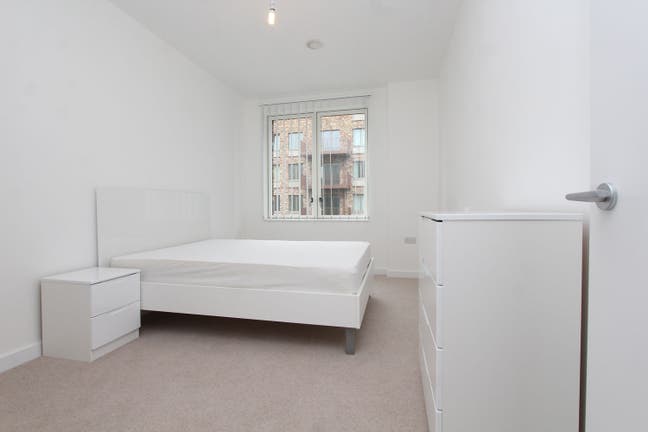 New modern rooms in Docklands E16 for September Main Photo