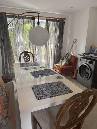 Room to let furnished or unfurnished as per reques Main Photo