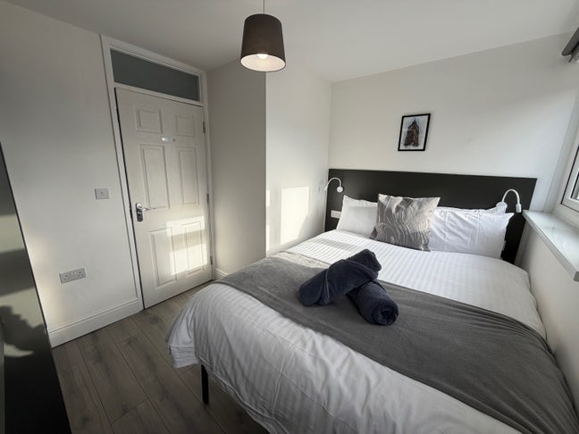 En-suite DBL Room | Near Custom House/Canning Town Main Photo
