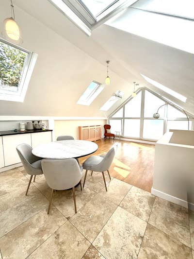 Double room in a newly renovated maisonette  Main Photo